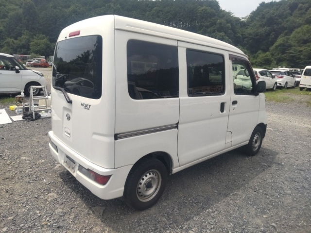 DAIHATSU HIJET VAN 2018