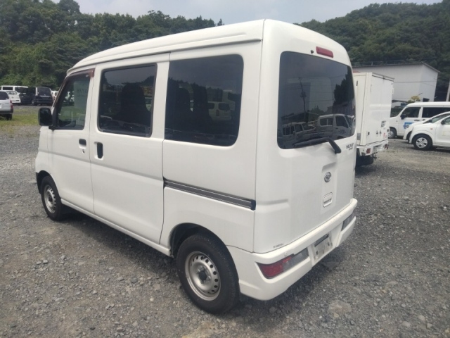 DAIHATSU HIJET VAN 2018