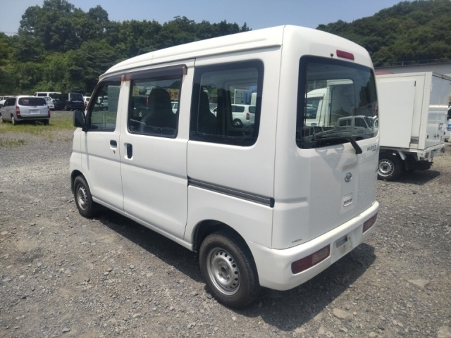 DAIHATSU HIJET VAN 2015