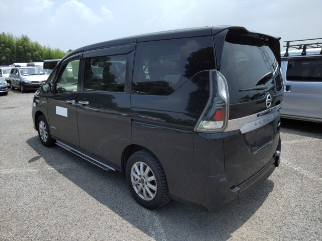 NISSAN SERENA 2019