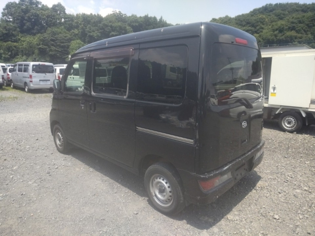 DAIHATSU HIJET VAN 2019