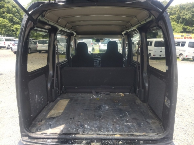 DAIHATSU HIJET VAN 2019