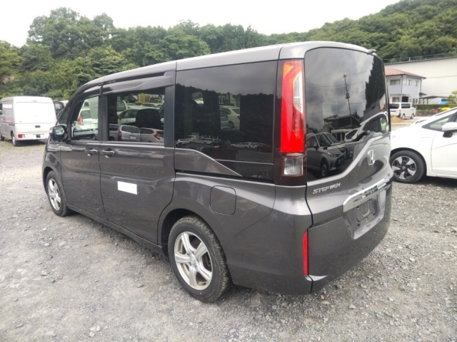 HONDA STEP WAGON 2019