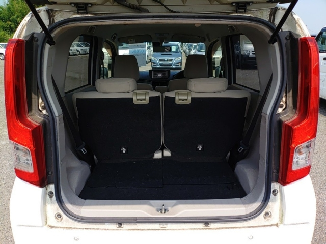DAIHATSU MOVE 2017