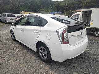 TOYOTA PRIUS 2014