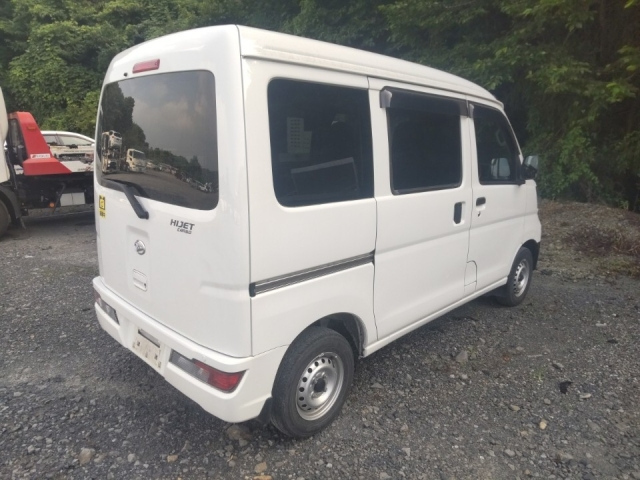 DAIHATSU HIJET VAN 2020
