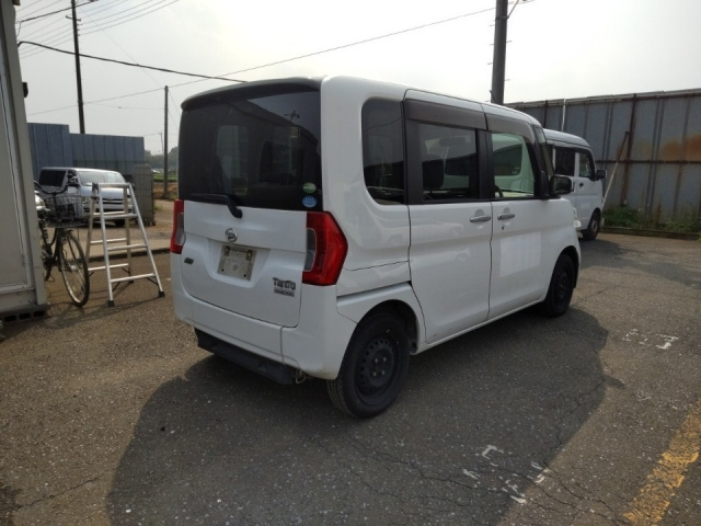 DAIHATSU TANTO 2014