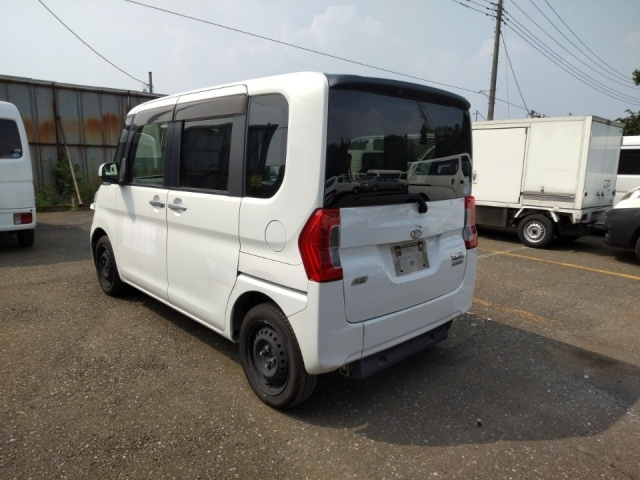 DAIHATSU TANTO 2014