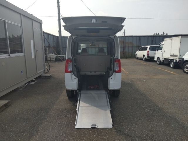 DAIHATSU TANTO 2014