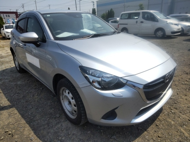 MAZDA DEMIO 2019