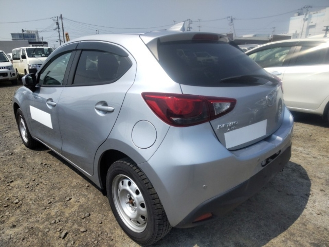 MAZDA DEMIO 2019