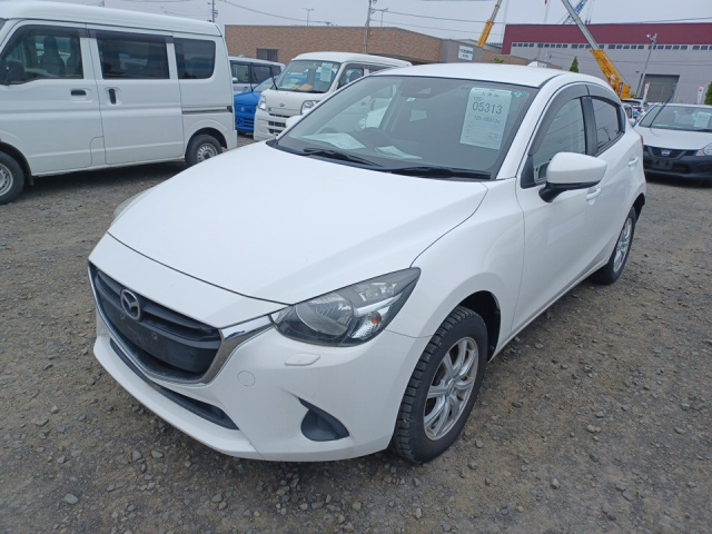 MAZDA DEMIO 2018