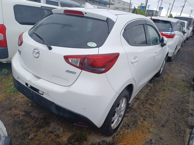 MAZDA DEMIO 2018
