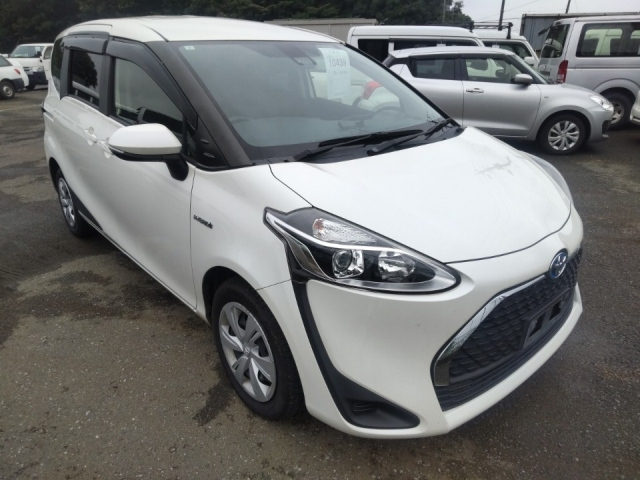 TOYOTA SIENTA 2019
