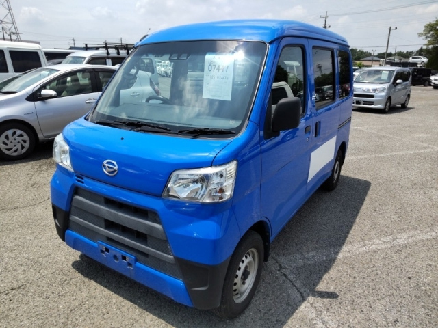 DAIHATSU HIJET VAN 2019