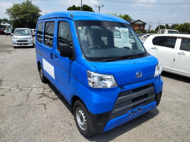 DAIHATSU HIJET VAN 2019
