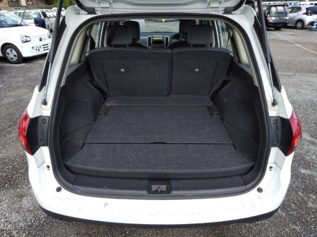 NISSAN WINGROAD 2014