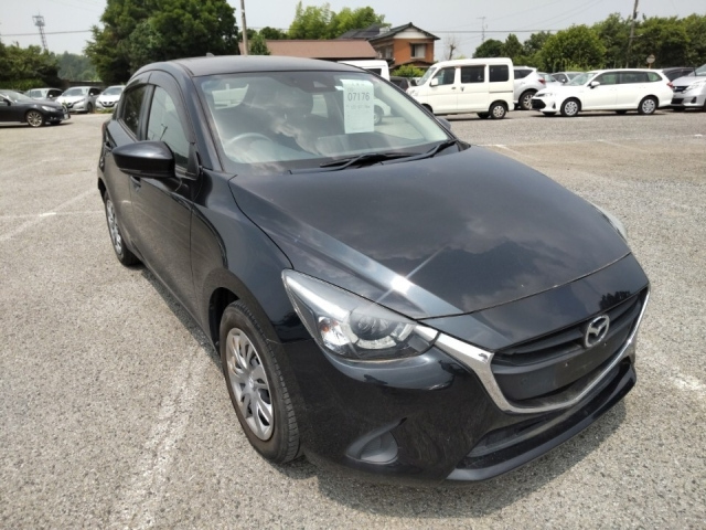 MAZDA DEMIO 2018