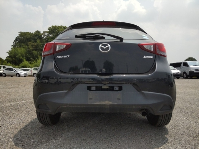 MAZDA DEMIO 2018