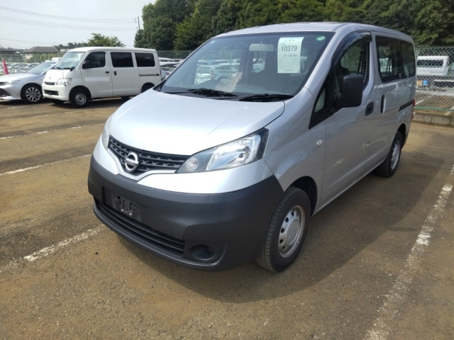 NISSAN NV200 2018