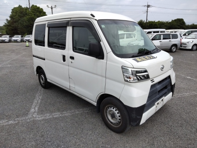 DAIHATSU HIJET VAN 2020