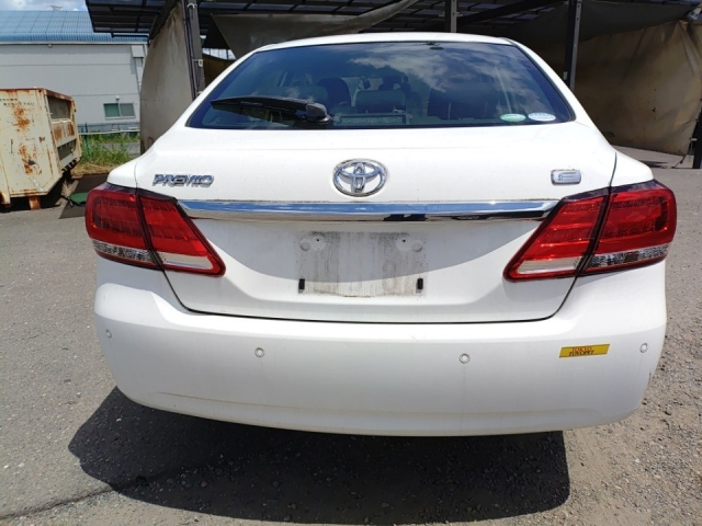 TOYOTA PREMIO 2018