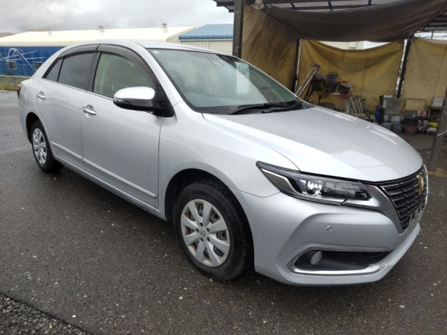 TOYOTA PREMIO 2020