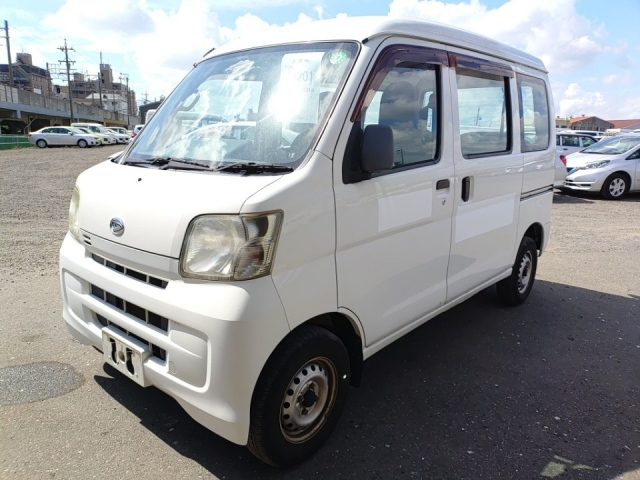 DAIHATSU HIJET VAN 2015