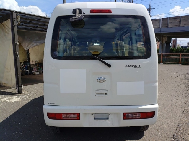 DAIHATSU HIJET VAN 2015