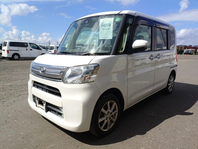 DAIHATSU TANTO 2018