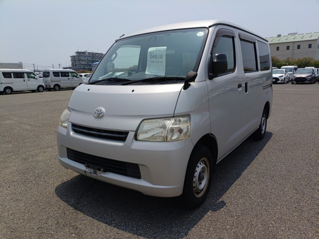 TOYOTA TOWN ACE VAN 2018