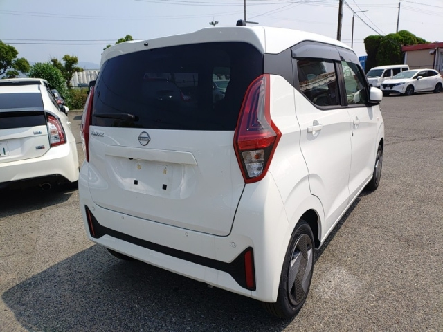NISSAN DAYZ 2024