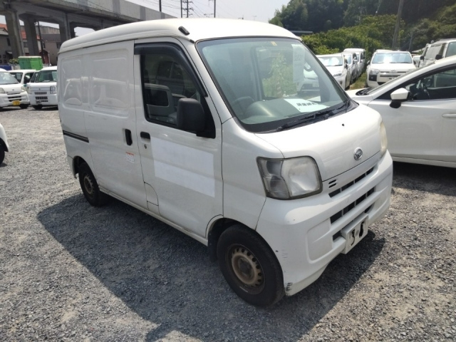 DAIHATSU HIJET VAN 2017