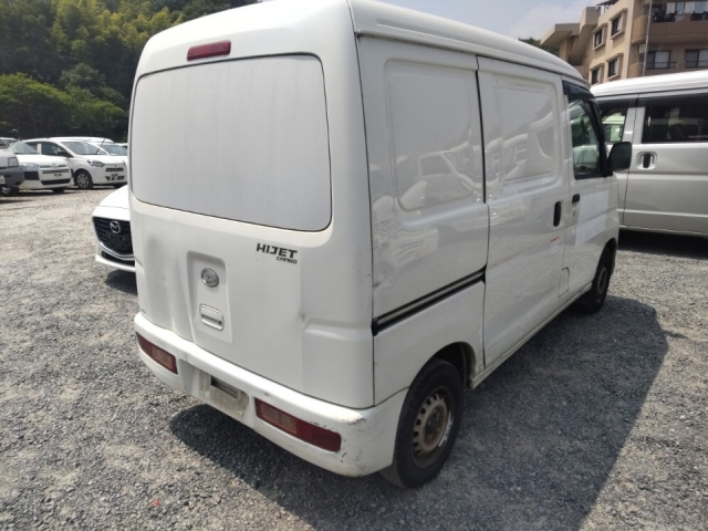 DAIHATSU HIJET VAN 2017
