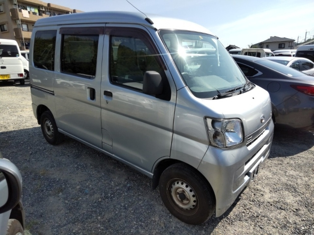 DAIHATSU HIJET VAN 2015