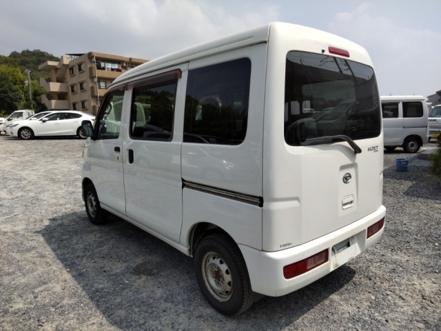 DAIHATSU HIJET VAN 2017