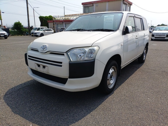 TOYOTA SUCCEED 2018