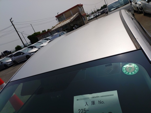 TOYOTA PRIUS ALPHA 2014