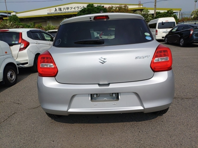 SUZUKI SWIFT 2018