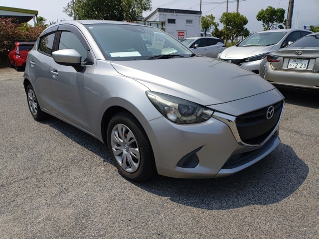 MAZDA DEMIO 2016