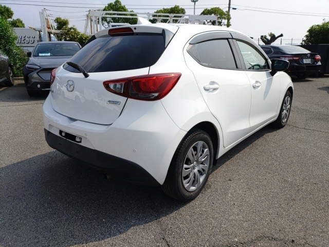 MAZDA DEMIO 2019