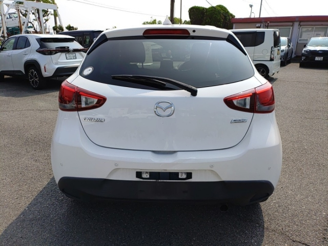MAZDA DEMIO 2019