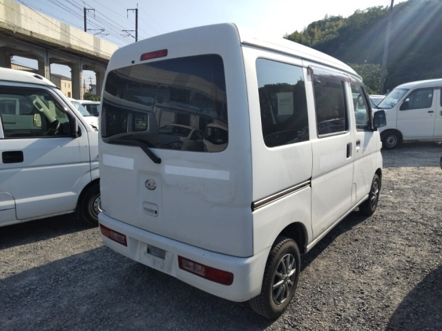 DAIHATSU HIJET VAN 2013