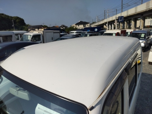 DAIHATSU HIJET VAN 2013