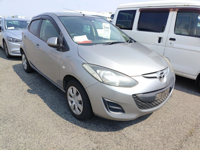 MAZDA DEMIO 2012