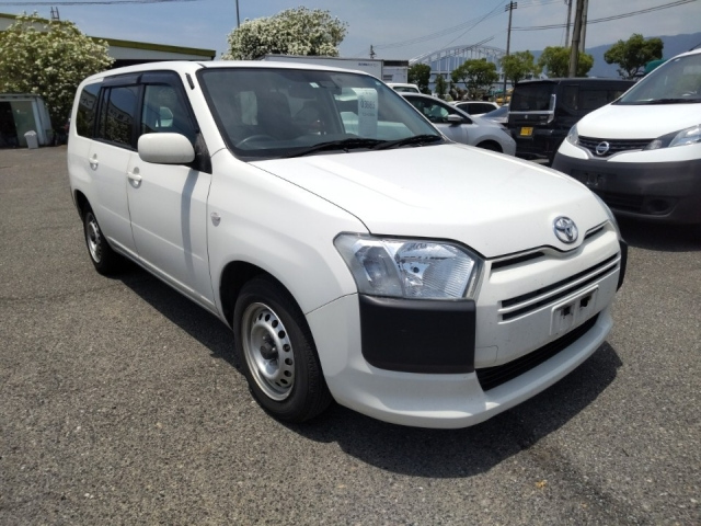 TOYOTA SUCCEED 2018