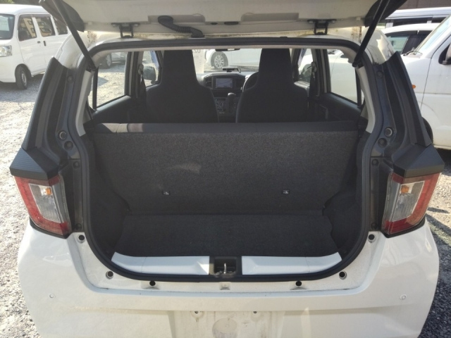 DAIHATSU MIRA E S 2020