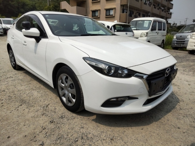 MAZDA AXELA 2018