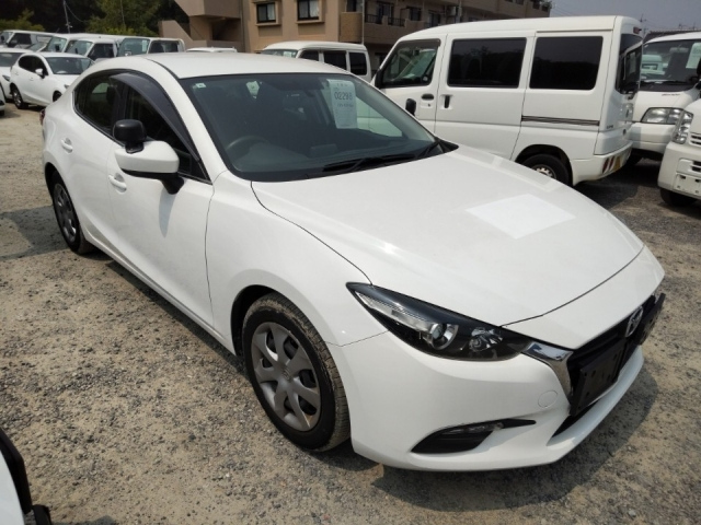 MAZDA AXELA 2018