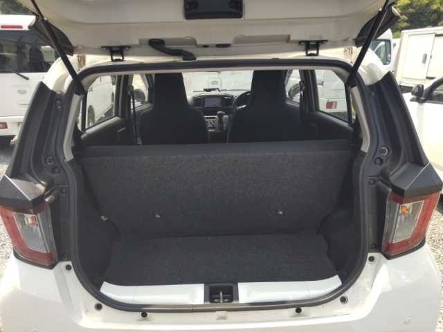 DAIHATSU MIRA E S 2020